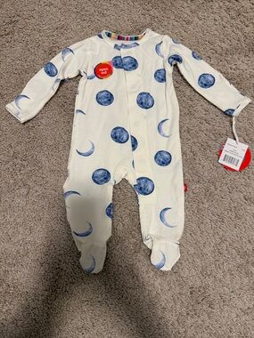 Magnetic Me Moon Cloud Stretch Footie